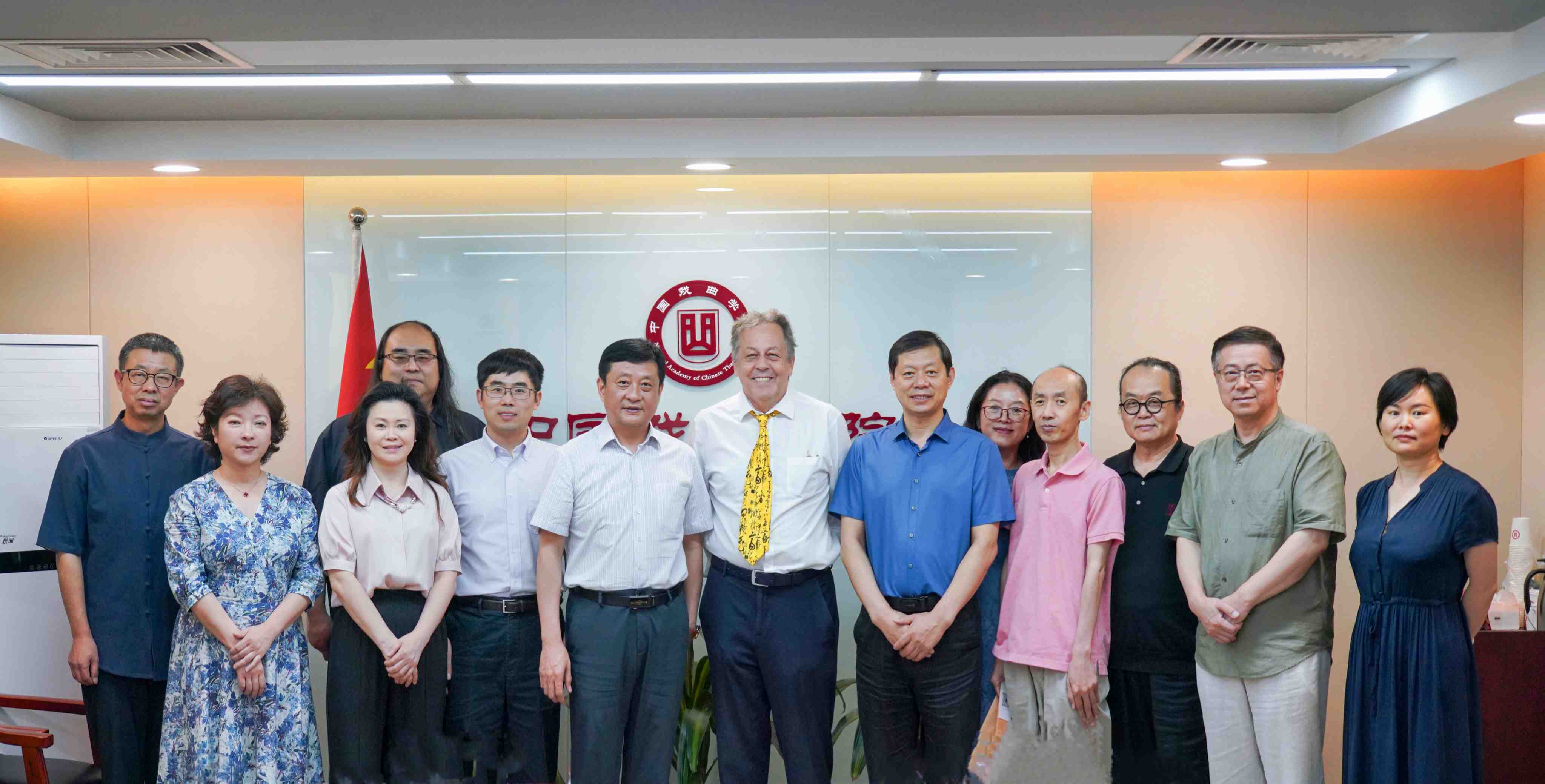 99348ba6f3b54332bdc72f353ce782d8.jpg 2.jpg