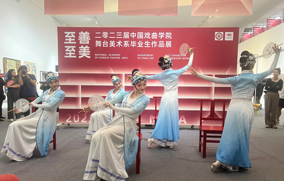 5e0d653d0b664828abce772f0408dfc4.png image.png