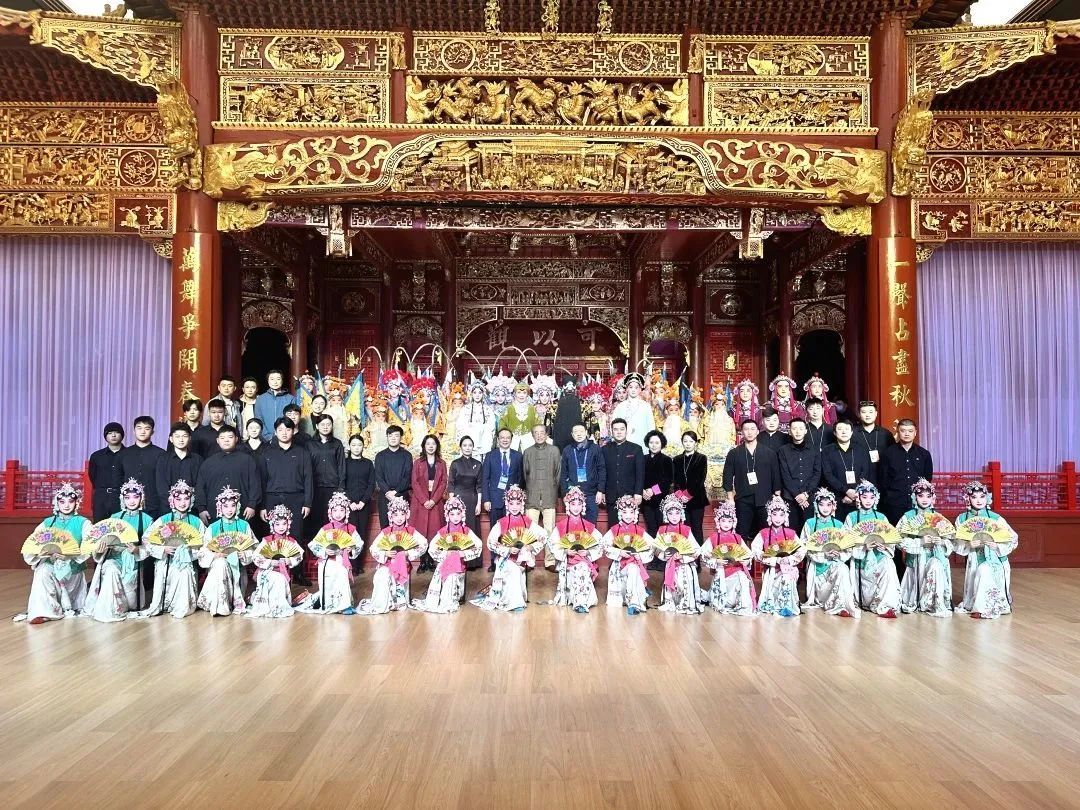 191ee0277f8147a685c9d744ea540c6f.jpg 4.jpg