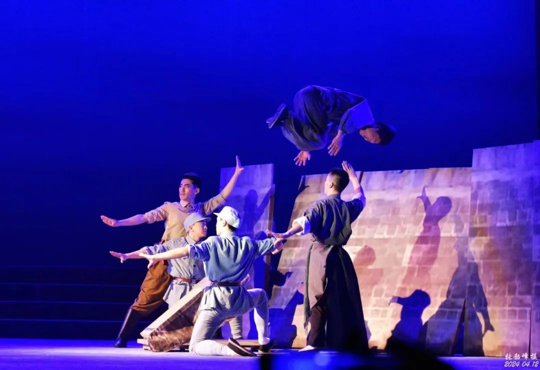 6d6081957bf44155ae29fe9ce99ba0bc.jpg 640.jpg