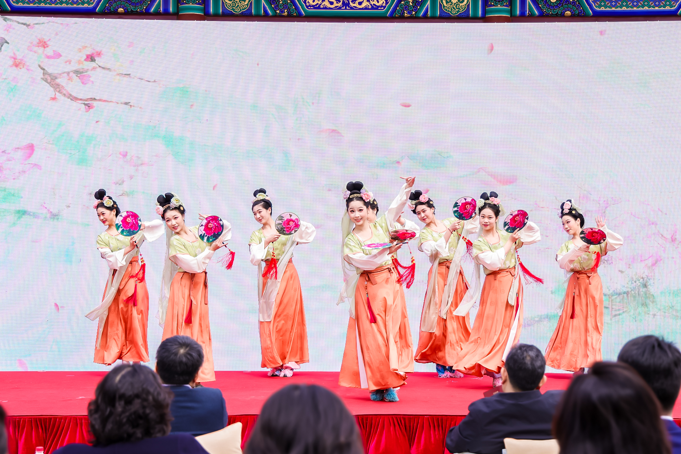 8703fa3fefba4ce8b90dede81c66cb73.jpg XHH2766.JPG